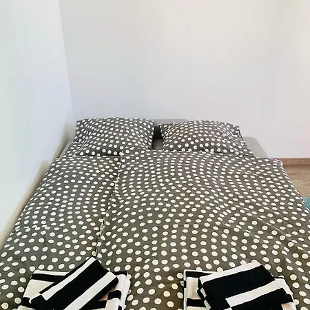 Apartment Very Nice Studio With Balcony, Great Location *